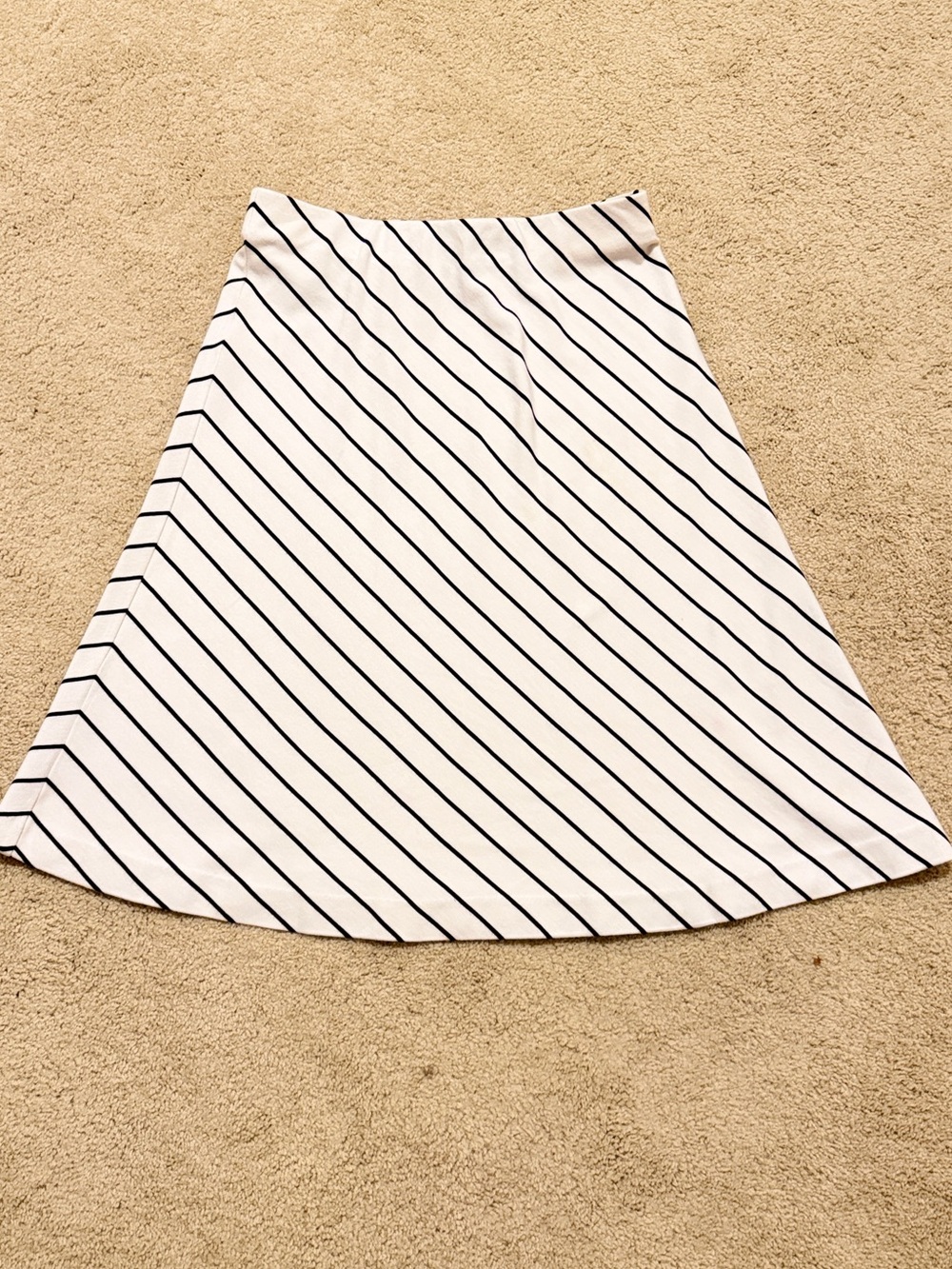 Ann Taylor Cream A-Line Skirt with Black Diagonal Stripes 4P